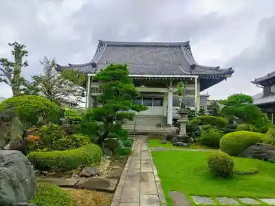西光寺の本殿・本堂