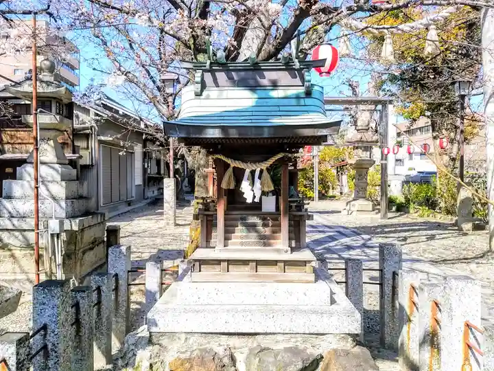白山神社(榎白山神社)の末社・摂社
