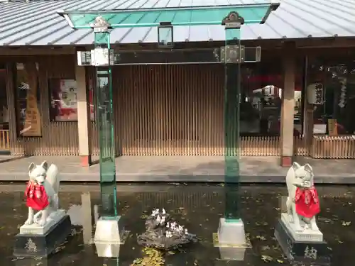 神徳稲荷神社の鳥居