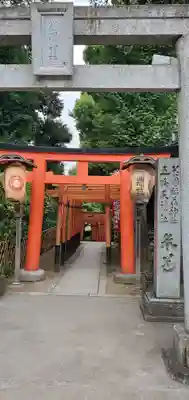 花園稲荷神社の鳥居