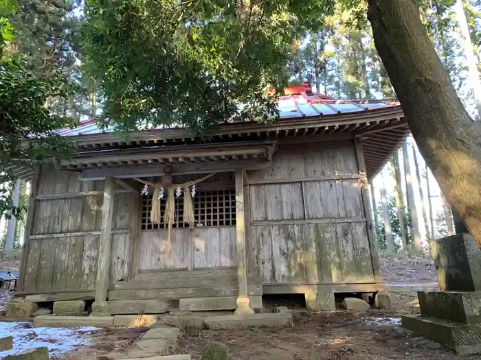 角折神社の本殿