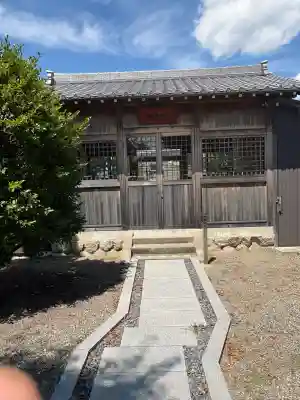 神明社（大島）の本殿・本堂