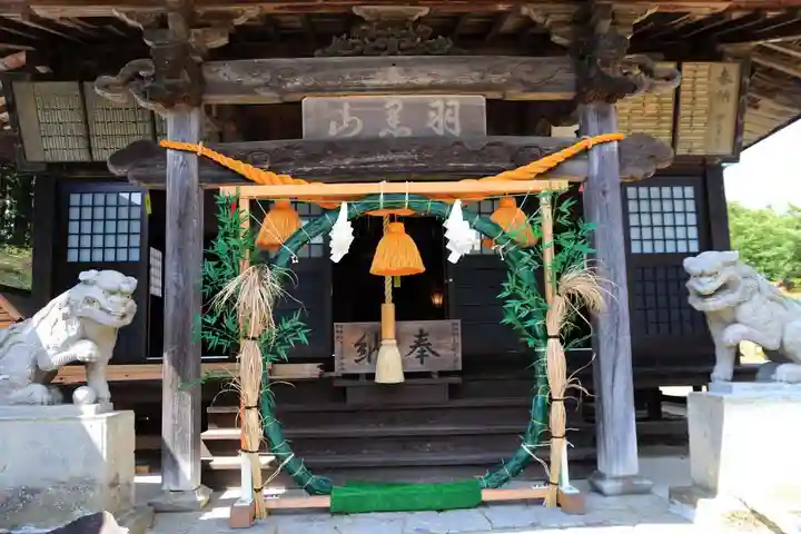 長屋神社の本殿・本堂