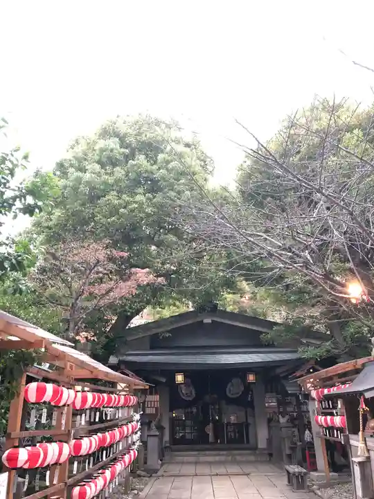 洲嵜神社の本殿・本堂