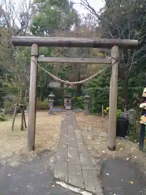 猫神社の鳥居