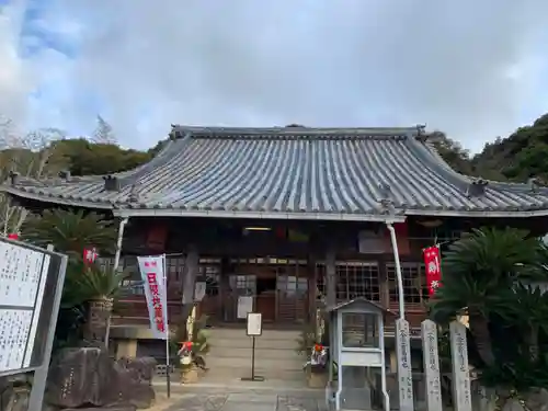 宝生寺の本殿・本堂