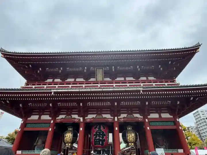浅草寺の{uncategorized: "未分類", other: "その他", undefined: "問題あり", building: "その他建物", grave: "お墓", sacred_gate: "鳥居", guardian: "狛犬", statue: "像", buddha: "仏像", history: "歴史", nature: "自然", garden: "庭園", animal: "動物", pagoda: "塔", temizu: "手水舎", mountain_gate: "山門・神門", sanctuary: "本殿・本堂", subordinate: "末社・摂社", art: "芸術", scenery: "景色", jizo: "地蔵", ema: "絵馬", goshuin: "御朱印", omikuji: "おみくじ", items: "授与品その他", amulet: "お守り", goshuincho: "御朱印帳", eats: "食事", festival: "お祭り", votive_dance: "神楽", shichigosan: "七五三参", wedding: "結婚式", experience: "体験その他", initially: "初詣", around: "周辺", anti_infection: "感染症対策"}