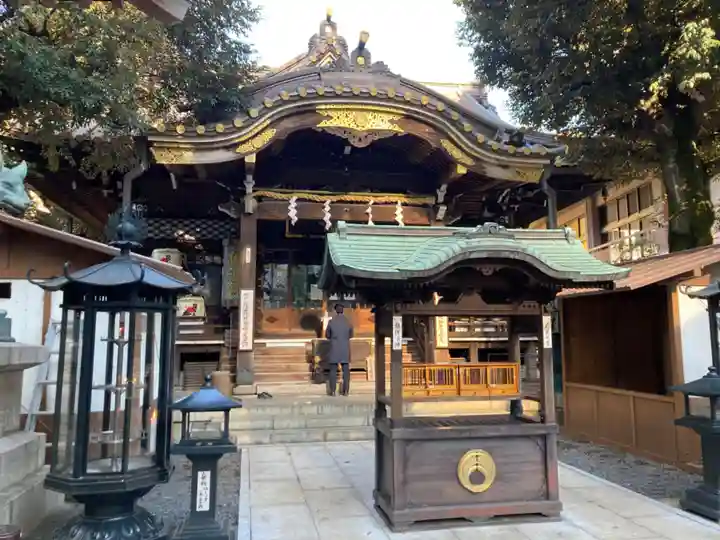 豊川稲荷東京別院の本殿・本堂