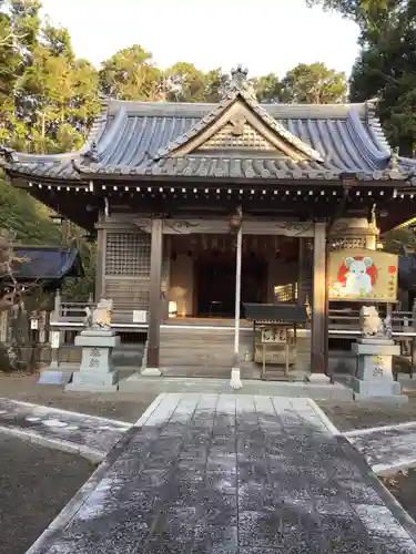 芳養八幡神社の本殿・本堂