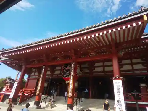 浅草寺の本殿・本堂