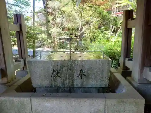 栃木縣護國神社の手水舎