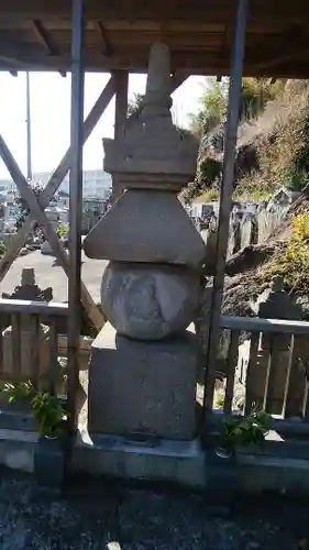 眞珠院の塔