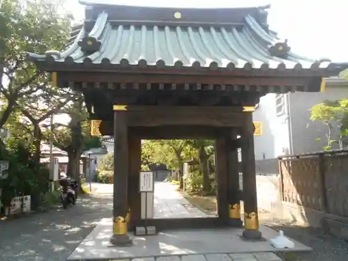 妙隆寺の山門・神門