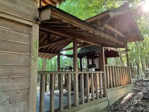 温泉神社の本殿・本堂