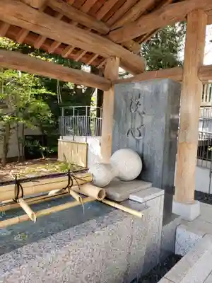 東郷神社の手水舎