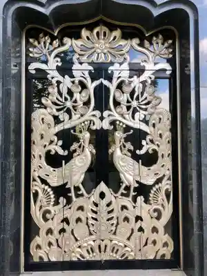 鳥居観音の芸術