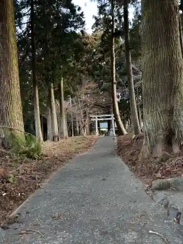 山宮浅間神社の{uncategorized: "未分類", other: "その他", undefined: "問題あり", building: "その他建物", grave: "お墓", sacred_gate: "鳥居", guardian: "狛犬", statue: "像", buddha: "仏像", history: "歴史", nature: "自然", garden: "庭園", animal: "動物", pagoda: "塔", temizu: "手水舎", mountain_gate: "山門・神門", sanctuary: "本殿・本堂", subordinate: "末社・摂社", art: "芸術", scenery: "景色", jizo: "地蔵", ema: "絵馬", goshuin: "御朱印", omikuji: "おみくじ", items: "授与品その他", amulet: "お守り", goshuincho: "御朱印帳", eats: "食事", festival: "お祭り", votive_dance: "神楽", shichigosan: "七五三参", wedding: "結婚式", experience: "体験その他", initially: "初詣", around: "周辺", anti_infection: "感染症対策"}