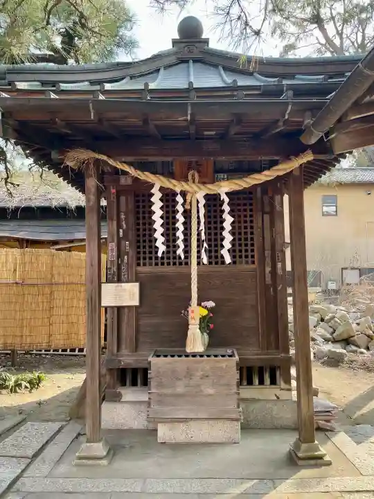 城山稲荷神社の{uncategorized: "未分類", other: "その他", undefined: "問題あり", building: "その他建物", grave: "お墓", sacred_gate: "鳥居", guardian: "狛犬", statue: "像", buddha: "仏像", history: "歴史", nature: "自然", garden: "庭園", animal: "動物", pagoda: "塔", temizu: "手水舎", mountain_gate: "山門・神門", sanctuary: "本殿・本堂", subordinate: "末社・摂社", art: "芸術", scenery: "景色", jizo: "地蔵", ema: "絵馬", goshuin: "御朱印", omikuji: "おみくじ", items: "授与品その他", amulet: "お守り", goshuincho: "御朱印帳", eats: "食事", festival: "お祭り", votive_dance: "神楽", shichigosan: "七五三参", wedding: "結婚式", experience: "体験その他", initially: "初詣", around: "周辺", anti_infection: "感染症対策"}