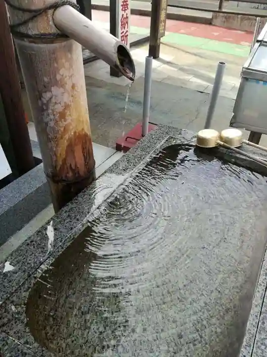 満願寺の手水舎