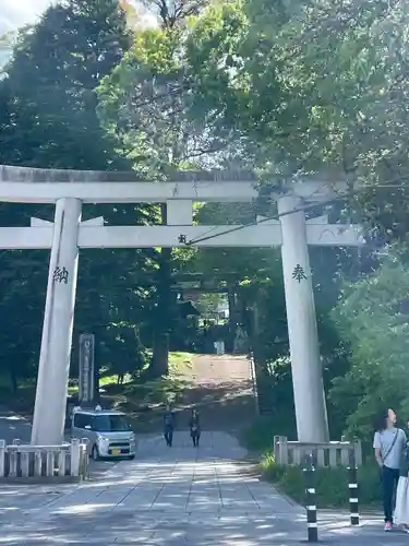 諏訪大社上社前宮の鳥居