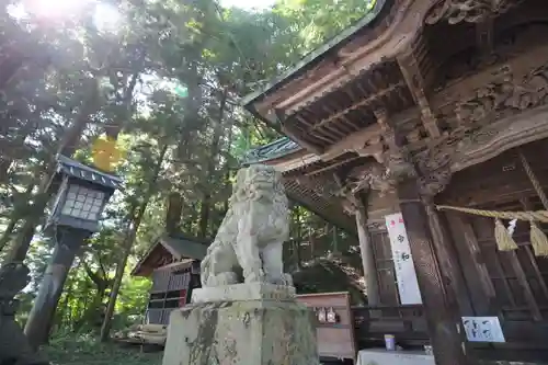 王城山神社の狛犬