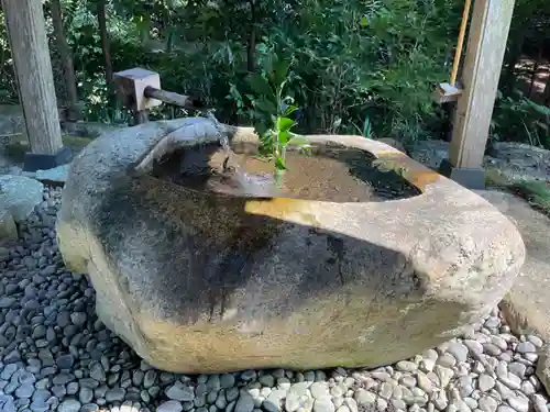 子安神社（勝原）の手水