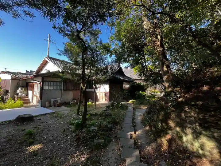 海禅院の{uncategorized: "未分類", other: "その他", undefined: "問題あり", building: "その他建物", grave: "お墓", sacred_gate: "鳥居", guardian: "狛犬", statue: "像", buddha: "仏像", history: "歴史", nature: "自然", garden: "庭園", animal: "動物", pagoda: "塔", temizu: "手水舎", mountain_gate: "山門・神門", sanctuary: "本殿・本堂", subordinate: "末社・摂社", art: "芸術", scenery: "景色", jizo: "地蔵", ema: "絵馬", goshuin: "御朱印", omikuji: "おみくじ", items: "授与品その他", amulet: "お守り", goshuincho: "御朱印帳", eats: "食事", festival: "お祭り", votive_dance: "神楽", shichigosan: "七五三参", wedding: "結婚式", experience: "体験その他", initially: "初詣", around: "周辺", anti_infection: "感染症対策"}