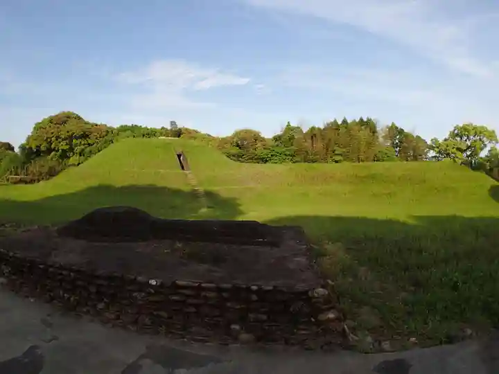 都萬神社の周辺