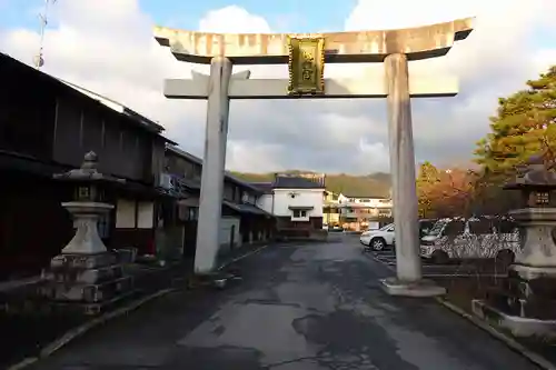 梅宮大社の鳥居