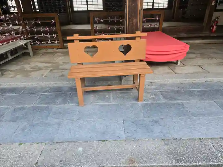 柳谷観音 楊谷寺の{uncategorized: "未分類", other: "その他", undefined: "問題あり", building: "その他建物", grave: "お墓", sacred_gate: "鳥居", guardian: "狛犬", statue: "像", buddha: "仏像", history: "歴史", nature: "自然", garden: "庭園", animal: "動物", pagoda: "塔", temizu: "手水舎", mountain_gate: "山門・神門", sanctuary: "本殿・本堂", subordinate: "末社・摂社", art: "芸術", scenery: "景色", jizo: "地蔵", ema: "絵馬", goshuin: "御朱印", omikuji: "おみくじ", items: "授与品その他", amulet: "お守り", goshuincho: "御朱印帳", eats: "食事", festival: "お祭り", votive_dance: "神楽", shichigosan: "七五三参", wedding: "結婚式", experience: "体験その他", initially: "初詣", around: "周辺", anti_infection: "感染症対策"}