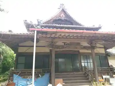 玉泉寺の本殿・本堂