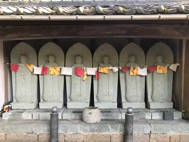 永厳寺の地蔵