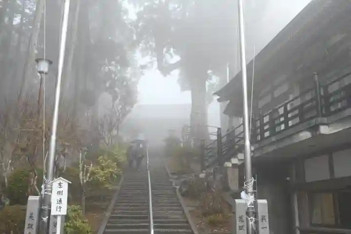 身延山奥之院思親閣(山梨県)