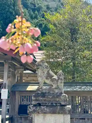 春日神社の狛犬