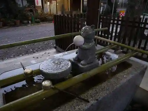 荻窪白山神社の手水舎