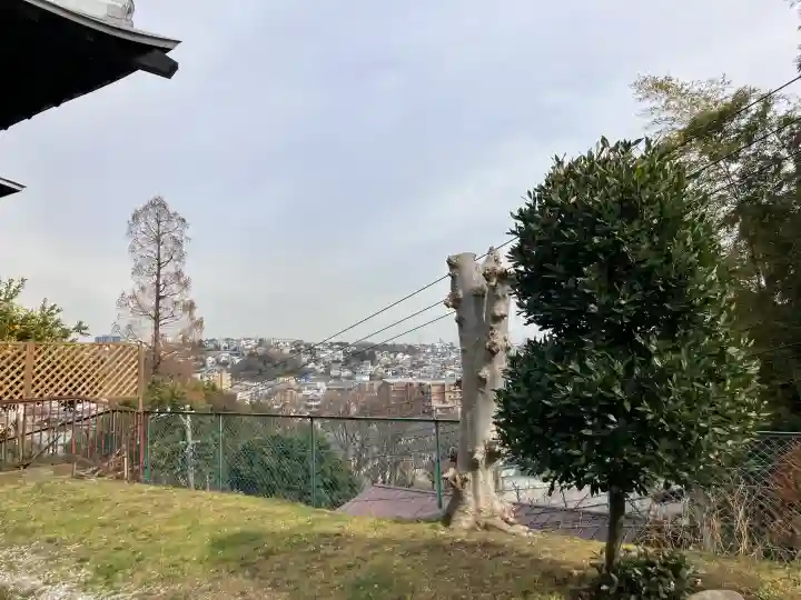 松月庵の{uncategorized: "未分類", other: "その他", undefined: "問題あり", building: "その他建物", grave: "お墓", sacred_gate: "鳥居", guardian: "狛犬", statue: "像", buddha: "仏像", history: "歴史", nature: "自然", garden: "庭園", animal: "動物", pagoda: "塔", temizu: "手水舎", mountain_gate: "山門・神門", sanctuary: "本殿・本堂", subordinate: "末社・摂社", art: "芸術", scenery: "景色", jizo: "地蔵", ema: "絵馬", goshuin: "御朱印", omikuji: "おみくじ", items: "授与品その他", amulet: "お守り", goshuincho: "御朱印帳", eats: "食事", festival: "お祭り", votive_dance: "神楽", shichigosan: "七五三参", wedding: "結婚式", experience: "体験その他", initially: "初詣", around: "周辺", anti_infection: "感染症対策"}