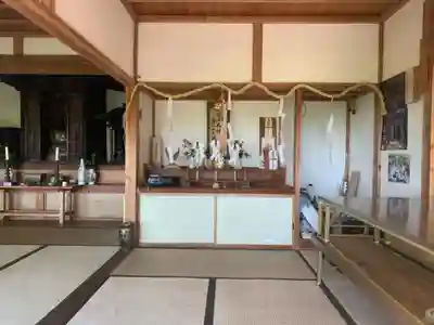 行屋堂の本殿・本堂