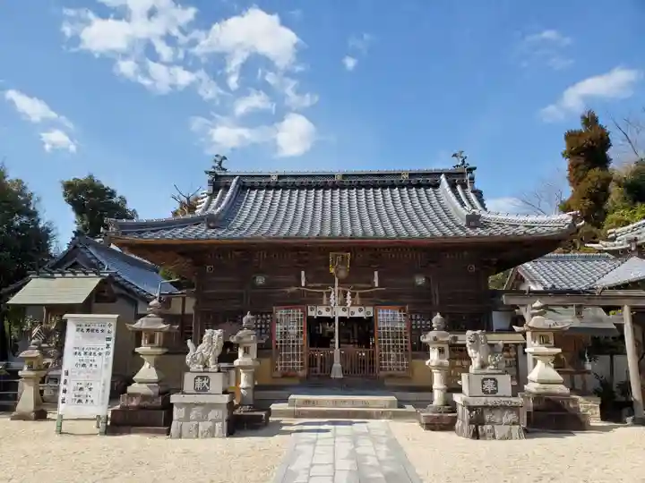 殖栗神社の本殿・本堂