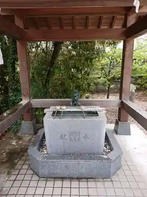 伊勢神社の手水舎