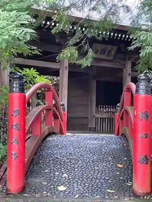 清水寺の山門・神門