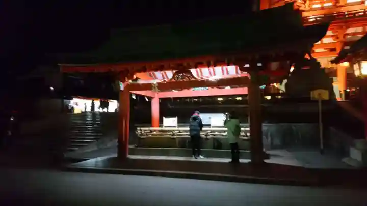 伏見稲荷大社の手水舎