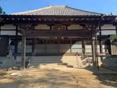 東泉寺の本殿・本堂
