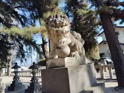 諏訪神社の狛犬