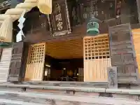 神明宮の{uncategorized: "未分類", other: "その他", undefined: "問題あり", building: "その他建物", grave: "お墓", sacred_gate: "鳥居", guardian: "狛犬", statue: "像", buddha: "仏像", history: "歴史", nature: "自然", garden: "庭園", animal: "動物", pagoda: "塔", temizu: "手水舎", mountain_gate: "山門・神門", sanctuary: "本殿・本堂", subordinate: "末社・摂社", art: "芸術", scenery: "景色", jizo: "地蔵", ema: "絵馬", goshuin: "御朱印", omikuji: "おみくじ", items: "授与品その他", amulet: "お守り", goshuincho: "御朱印帳", eats: "食事", festival: "お祭り", votive_dance: "神楽", shichigosan: "七五三参", wedding: "結婚式", experience: "体験その他", initially: "初詣", around: "周辺", anti_infection: "感染症対策"}