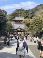 鶴岡八幡宮の{uncategorized: "未分類", other: "その他", undefined: "問題あり", building: "その他建物", grave: "お墓", sacred_gate: "鳥居", guardian: "狛犬", statue: "像", buddha: "仏像", history: "歴史", nature: "自然", garden: "庭園", animal: "動物", pagoda: "塔", temizu: "手水舎", mountain_gate: "山門・神門", sanctuary: "本殿・本堂", subordinate: "末社・摂社", art: "芸術", scenery: "景色", jizo: "地蔵", ema: "絵馬", goshuin: "御朱印", omikuji: "おみくじ", items: "授与品その他", amulet: "お守り", goshuincho: "御朱印帳", eats: "食事", festival: "お祭り", votive_dance: "神楽", shichigosan: "七五三参", wedding: "結婚式", experience: "体験その他", initially: "初詣", around: "周辺", anti_infection: "感染症対策"}