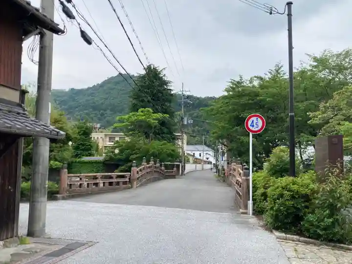 日牟禮八幡宮の周辺