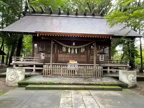 神明社の本殿