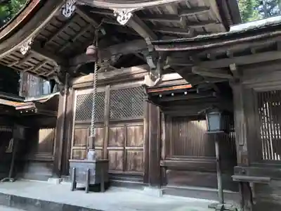 油日神社の本殿・本堂