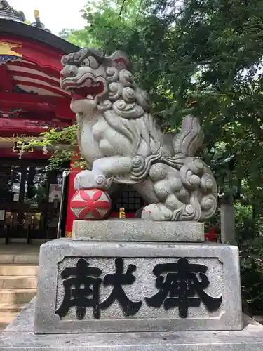 赤堤六所神社の狛犬