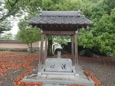 若宮八幡社・若宮神社の手水舎